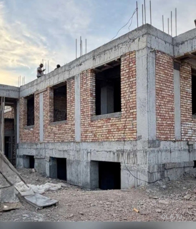 3 комнатная квартира, Цокольный этаж, 75 м²