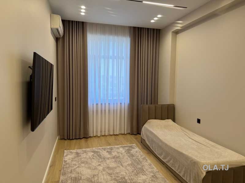 3 комнатная квартира, 10 этаж, 100 м²