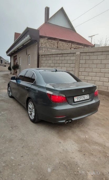 BMW 5 серия,  2004