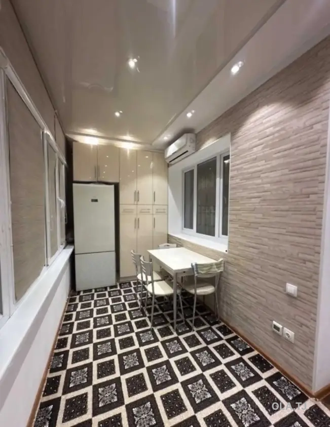 4 комнатная квартира, 2 этаж, 120 м²