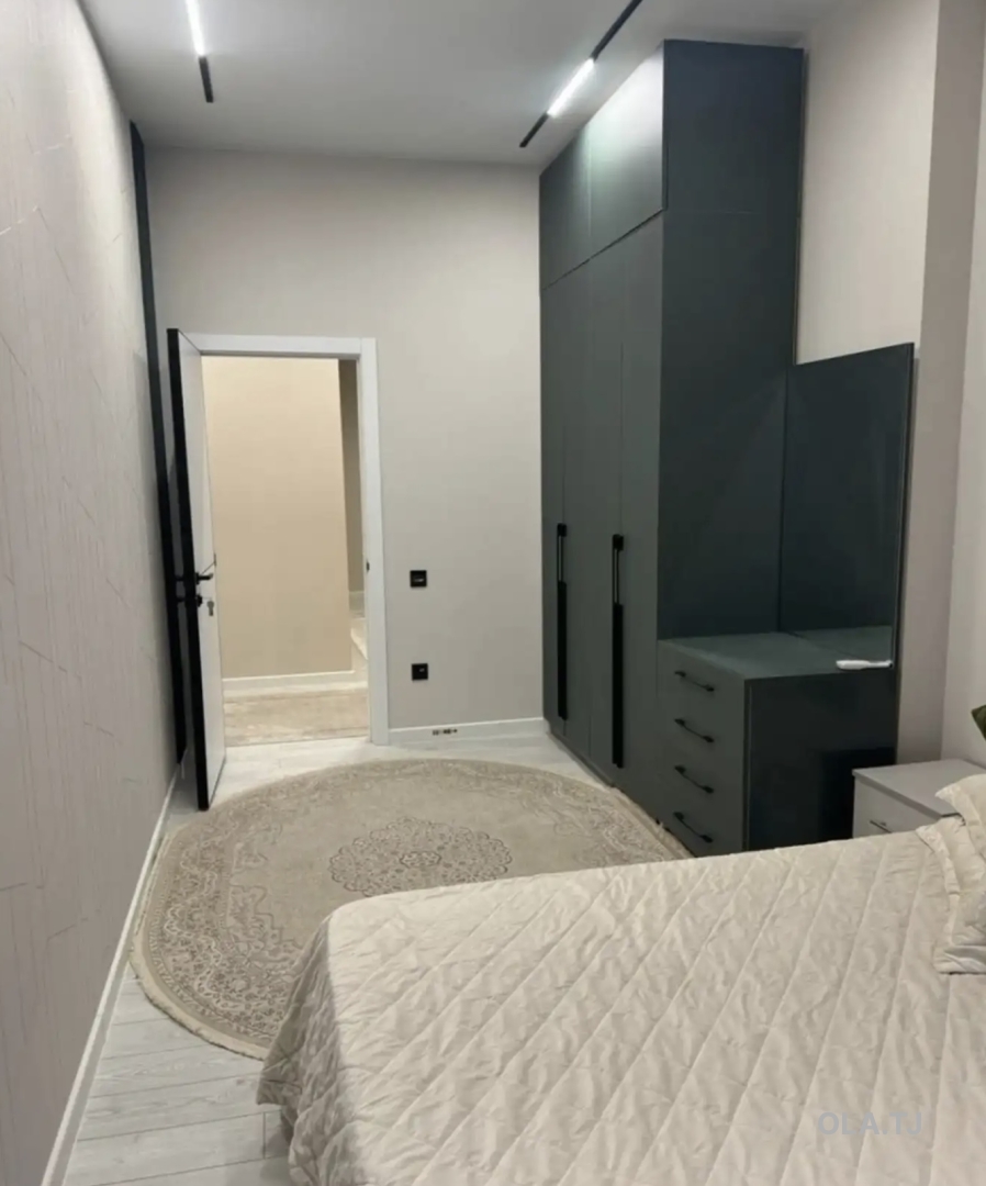 3 комнатная квартира, 16 этаж, 90 м²