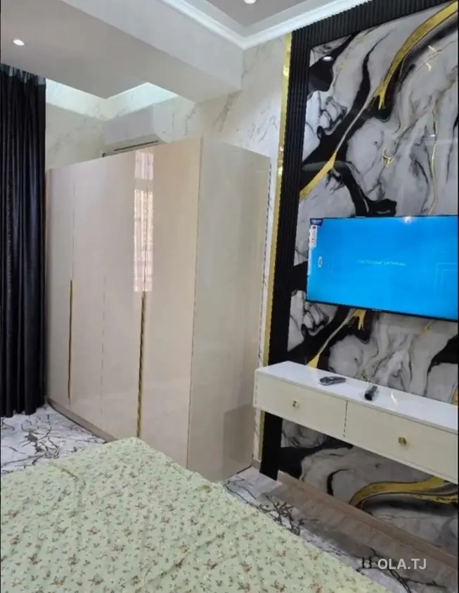 3 комнатная квартира, 8 этаж, 77 м²