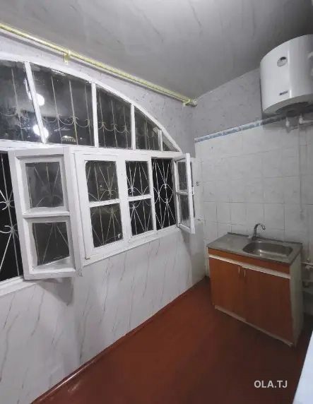4 комнатная квартира, 2 этаж, 83 м²
