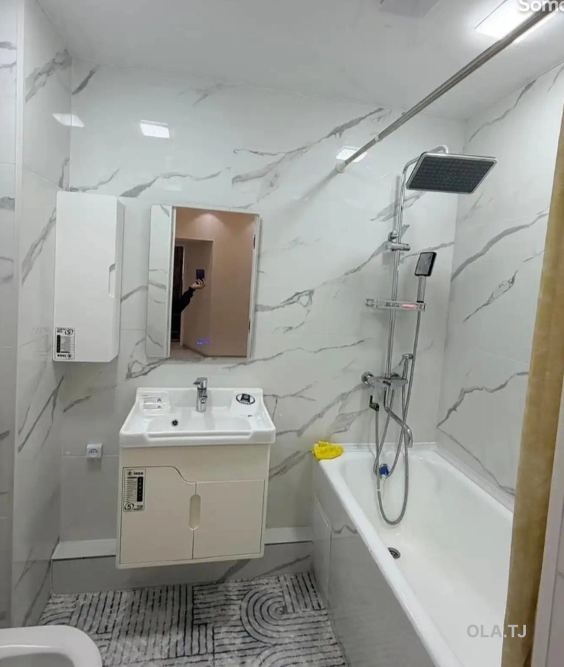6 комнатная квартира, 3 этаж, 120 м²