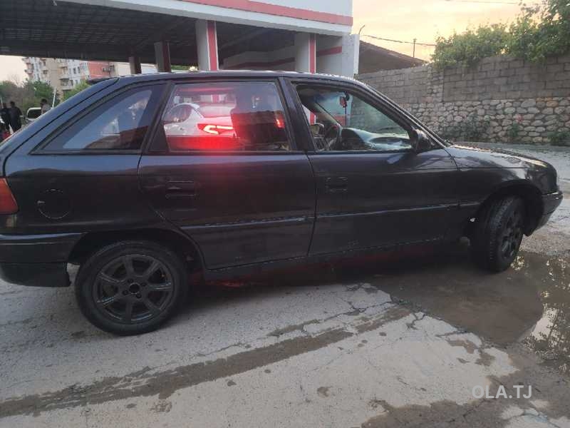 Opel Astra F,  1992