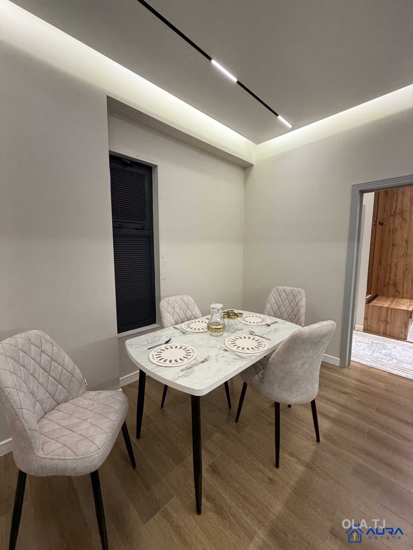 2 комнатная квартира, 4 этаж, 72 м²