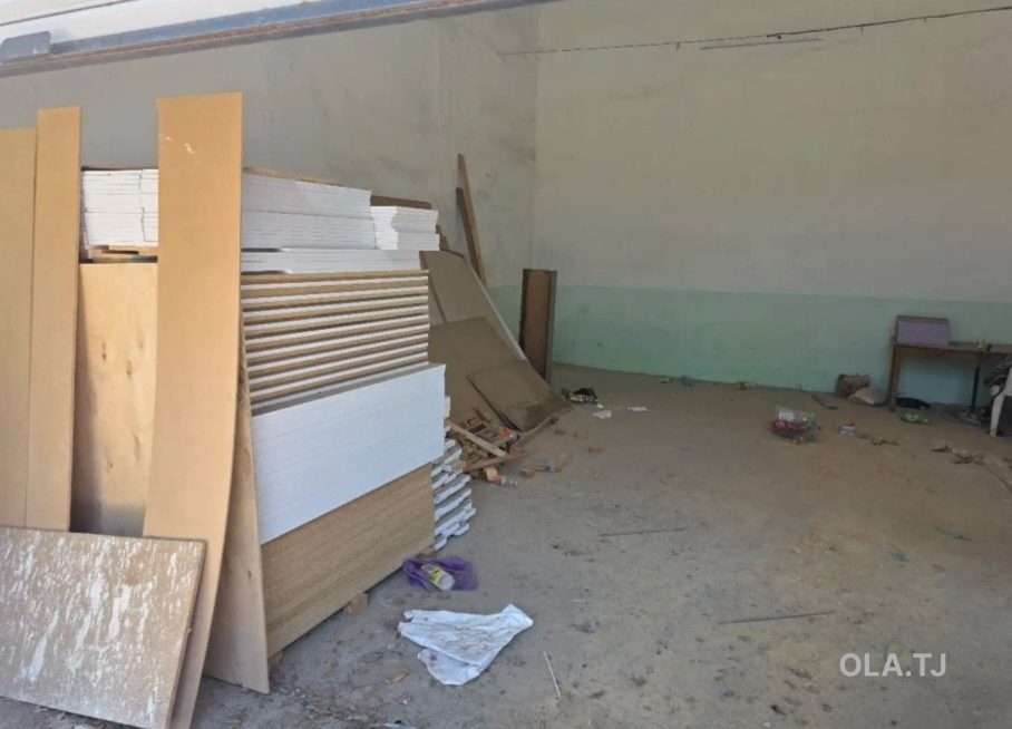 Офис в аренду, В бизнес-центре, 140 м²