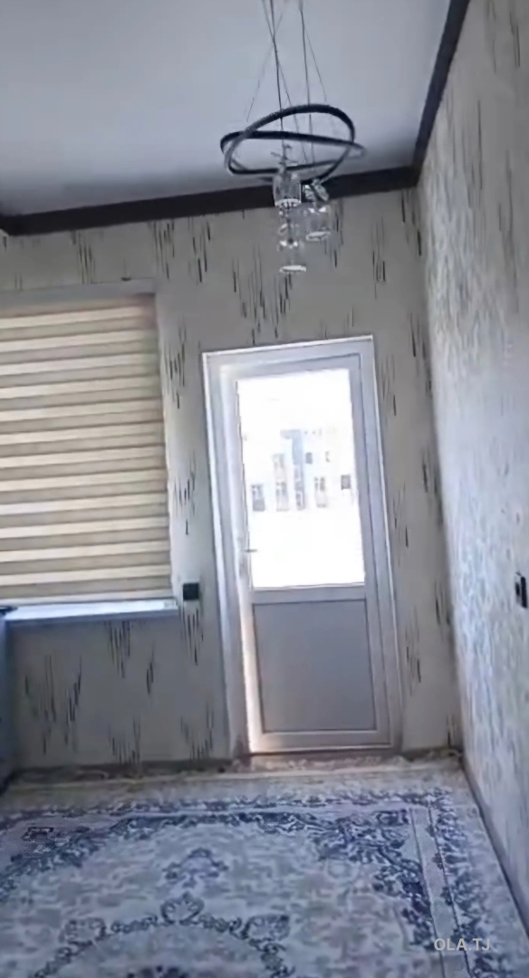 4 комнатная квартира, 10, 65 м²