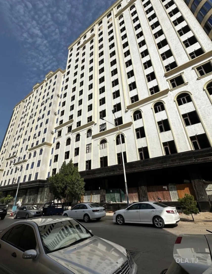 3 комнатная квартира, 13 этаж, 80 м²