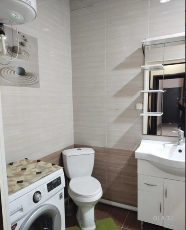 3 комнатная квартира, 2 этаж, 100 м²