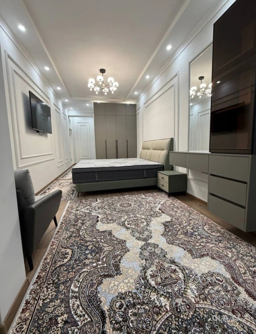 4 комнатная квартира, 16, 123 м²