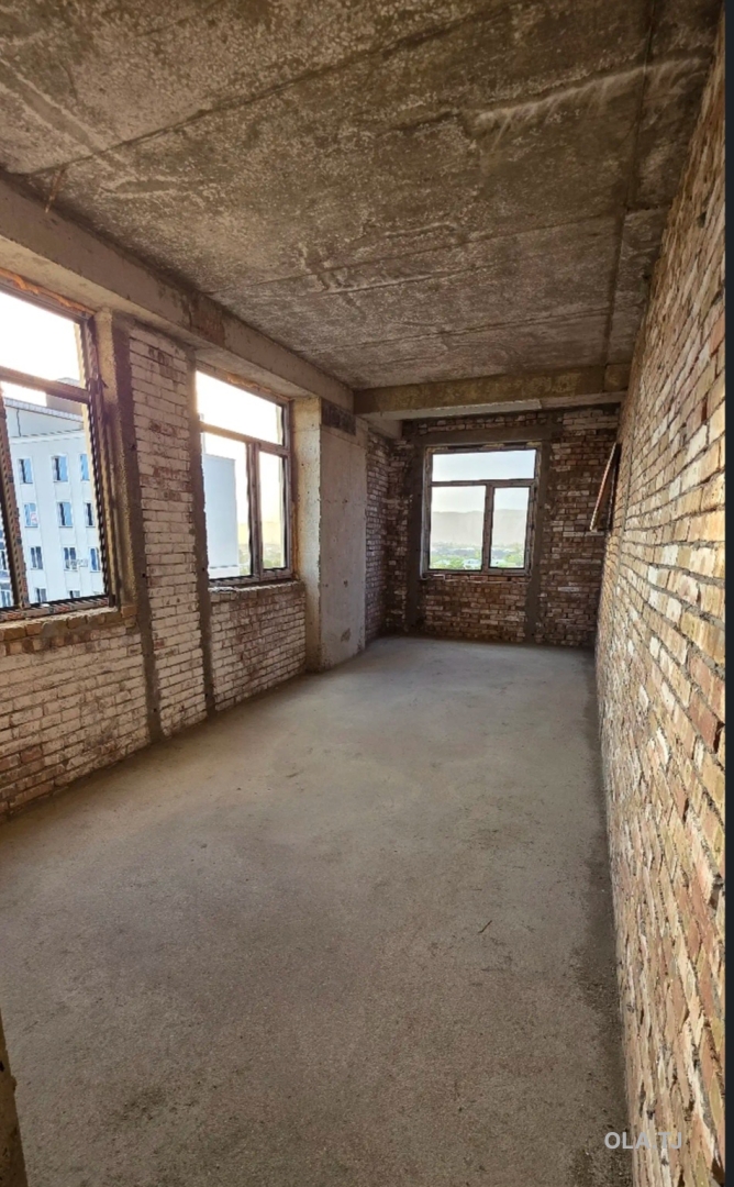 3 комнатная квартира, 6 этаж, 72 м²