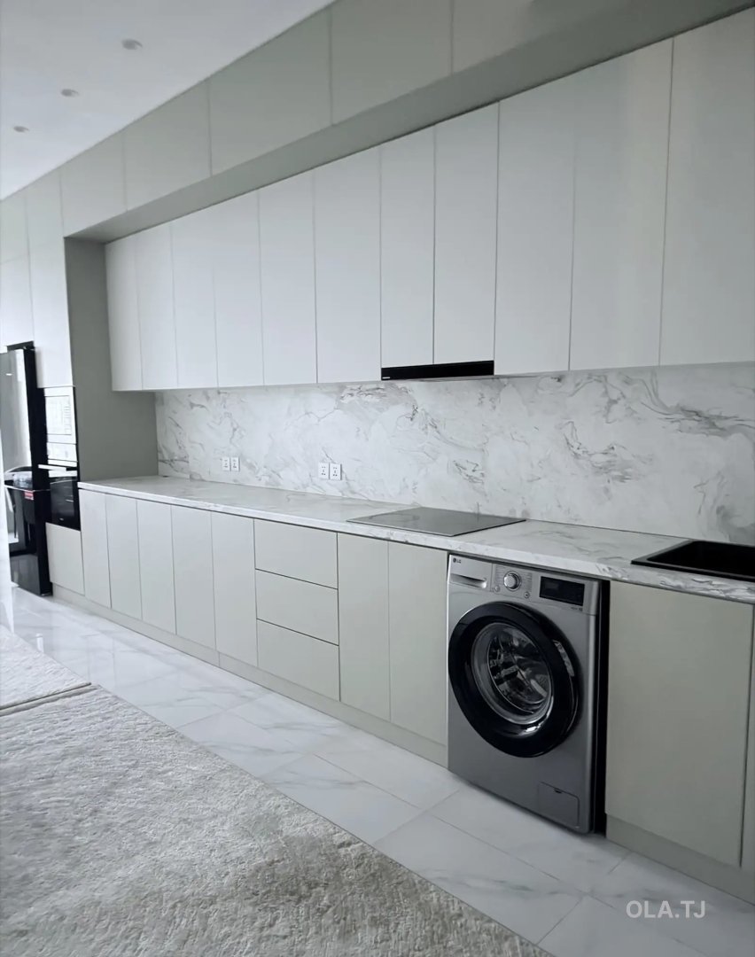 3 комнатная квартира, 12 этаж, 145 м²