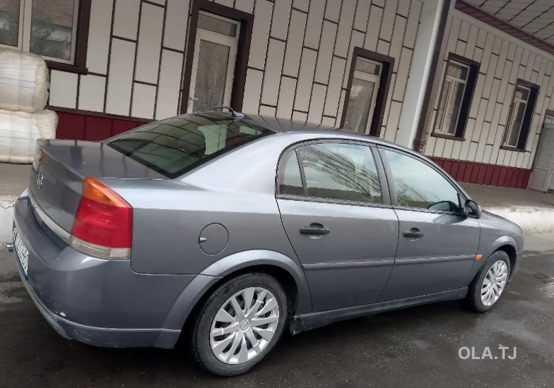 Opel Vectra C,  2002