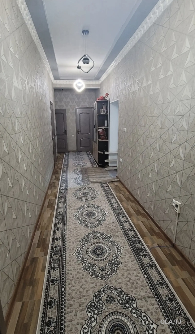 3 комнатная квартира, 3 этаж, 108 м²