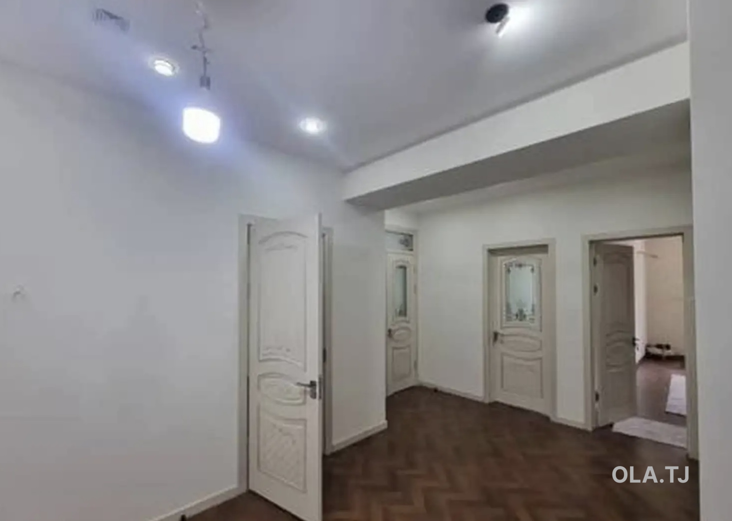 3 комнатная квартира, 3 этаж, 145 м²
