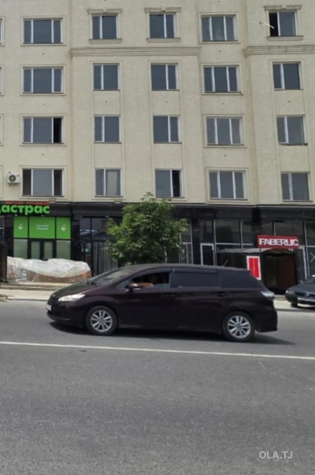 Помещение под магазин / салон, 100м², кучаи Рудаки
