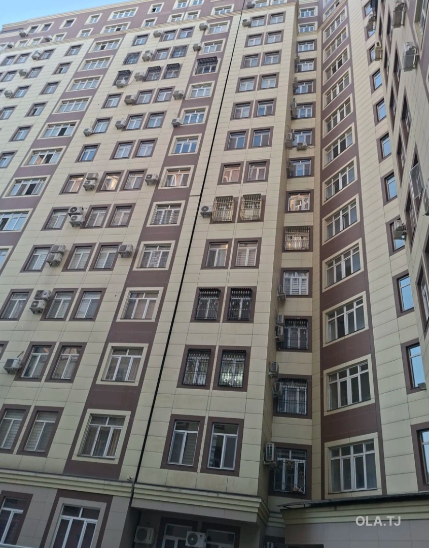 4 комнатная квартира, 9, 137 м²