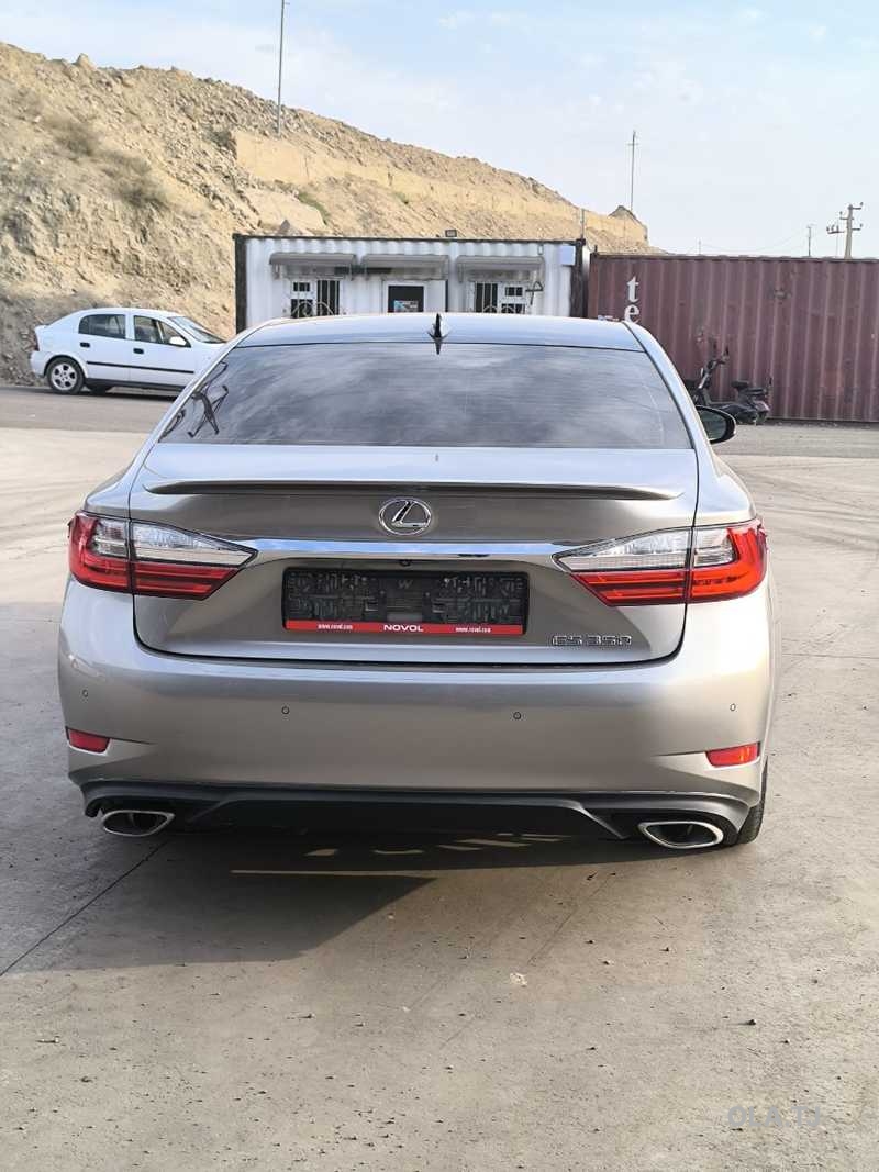 Lexus ES,  2016