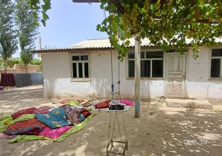 5 комнатная квартира, 1 этаж, 54 м²
