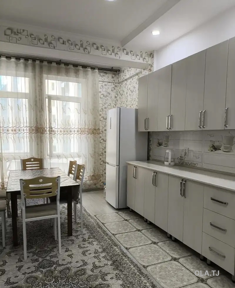 3 комнатная квартира, 6 этаж, 85 м²