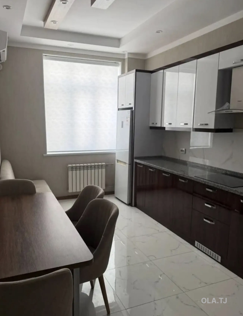 3 комнатная квартира, 4 этаж, 137 м²