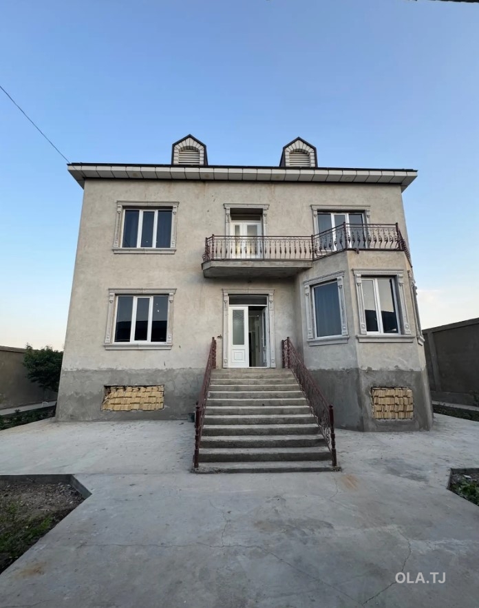 Дом (хавли), 8 комнат, 3 эт