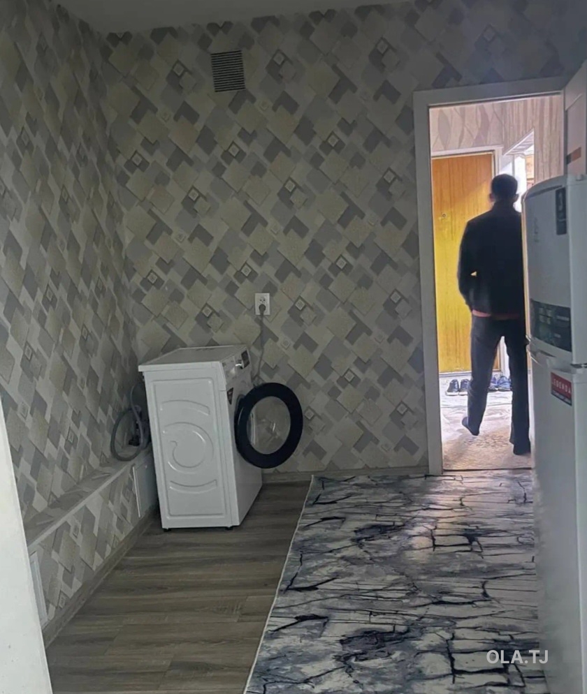 Комната в 2 комнатной квартире, 3/,