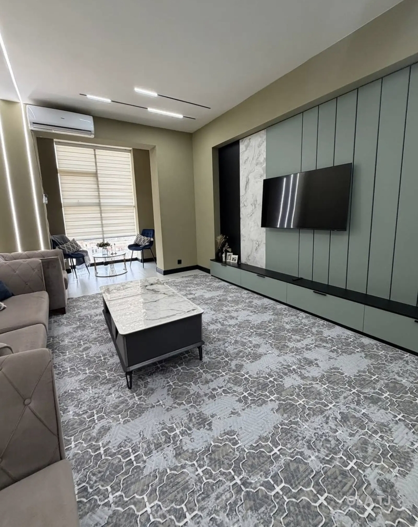 2 комнатная квартира, 23 этаж, 60 м²