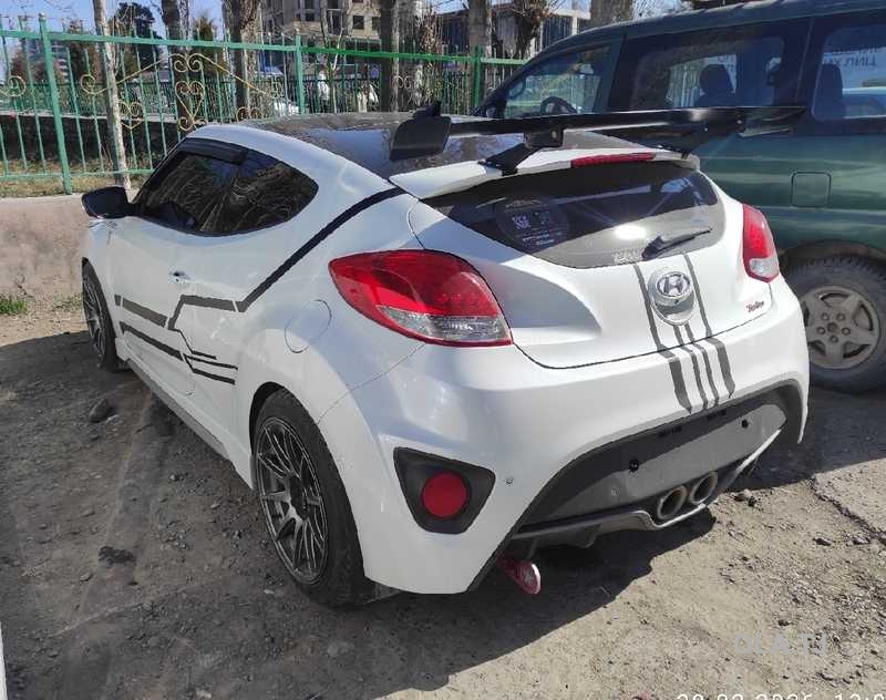 Hyundai Veloster,  2016