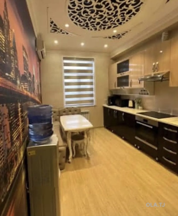 3 комнатная квартира, 5 этаж, 111 м²