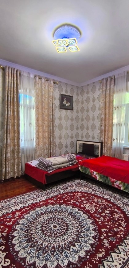 Дом (хавли), 10+ комнат, 3 эт