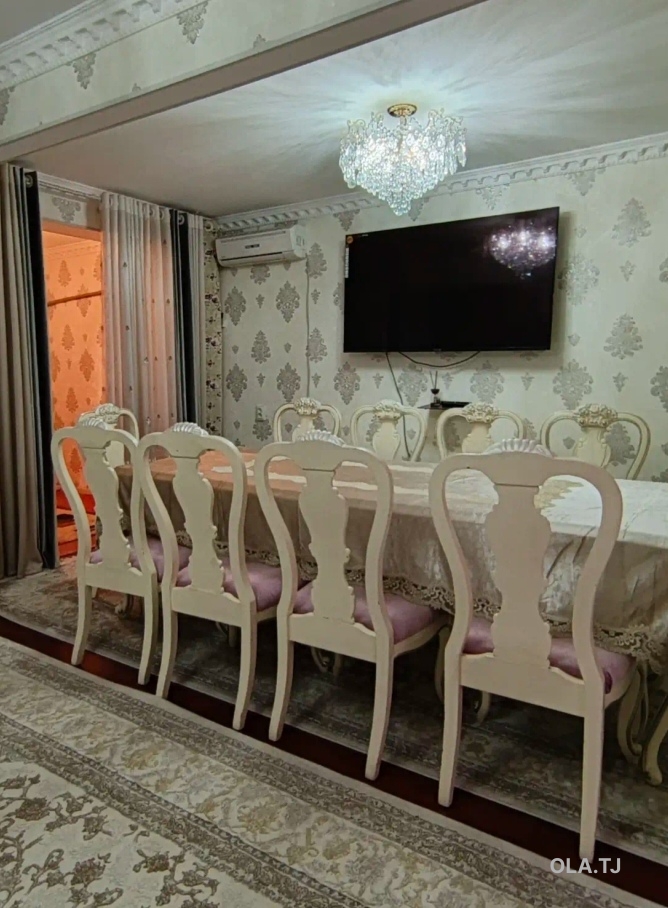 4 комнатная квартира, 2, 80 м²