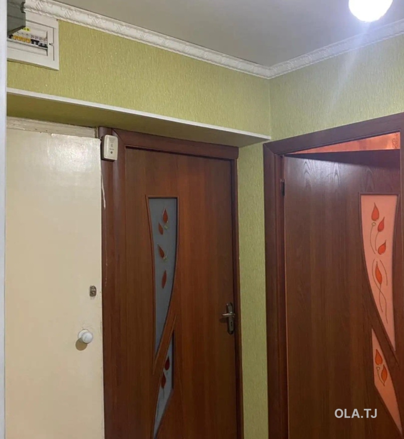 4 комнатная квартира, 3, 80 м²
