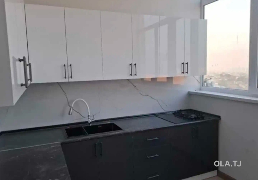 3 комнатная квартира, 8 этаж, 120 м²