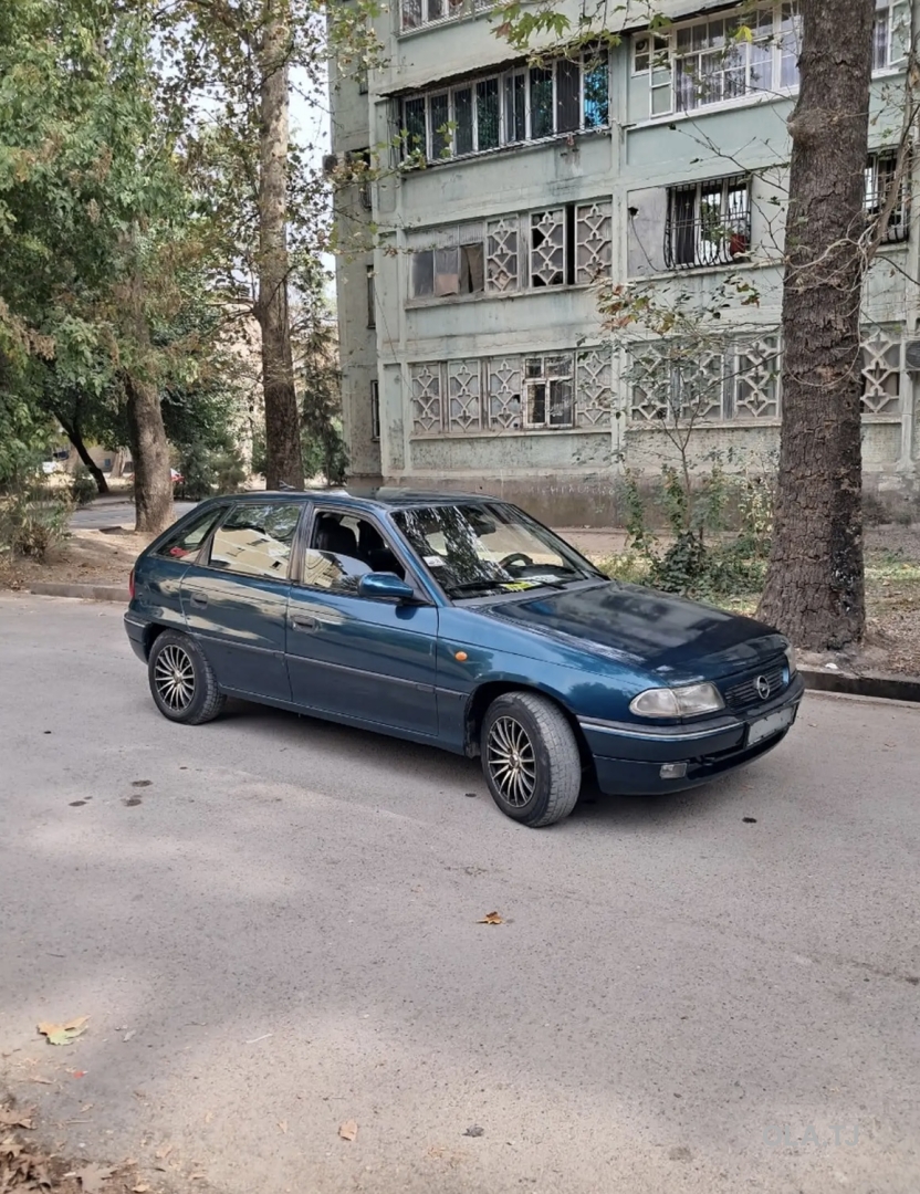 Opel Astra F,  1997