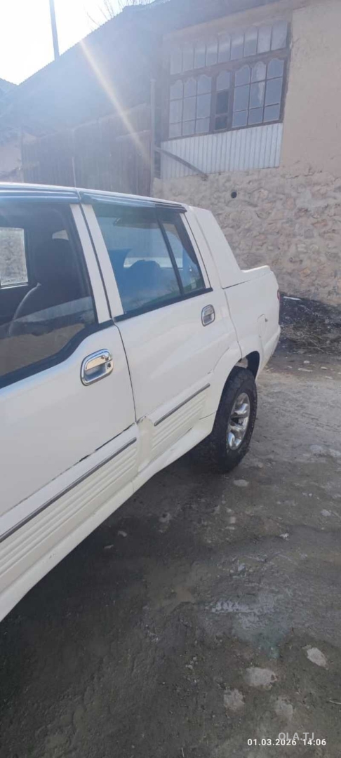 SsangYong Другая модель,  2005
