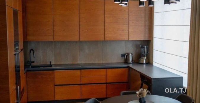 4 комнатная квартира, 5, 94 м²