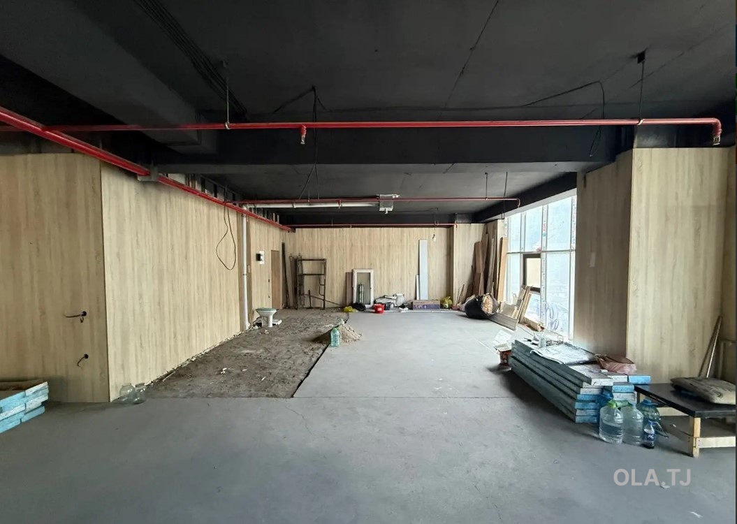 Офис в аренду, В жилом доме, 199 м²