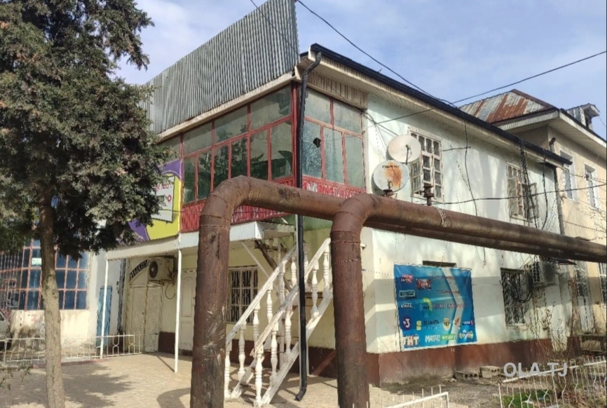 Помещение под магазин / салон, 111м², Вахдат