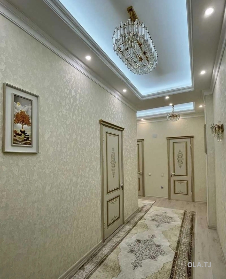 3 комнатная квартира, 5 этаж, 105 м²