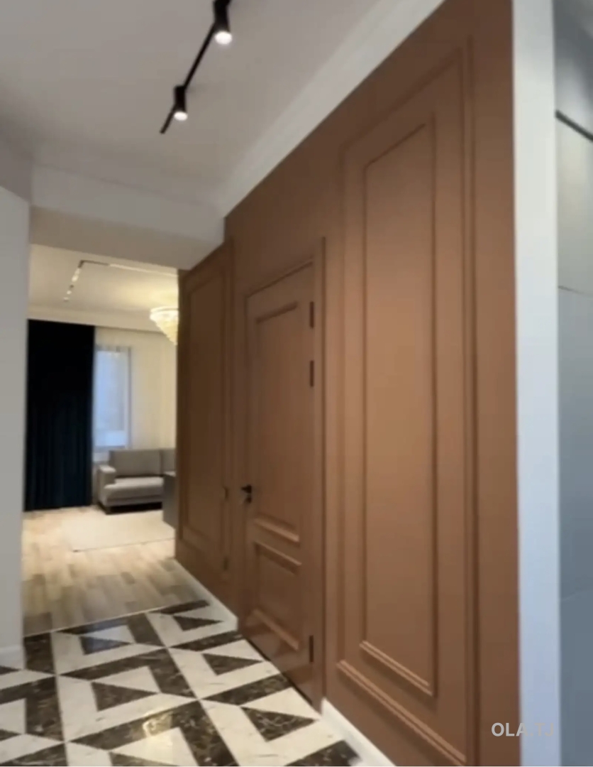 3 комнатная квартира, 5 этаж, 130 м²
