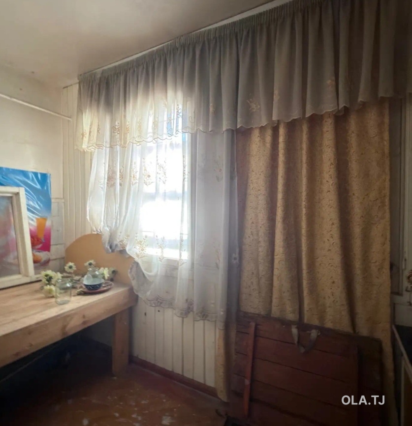 4 комнатная квартира, 1, 140 м²