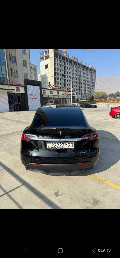 Tesla Model Y,  2020