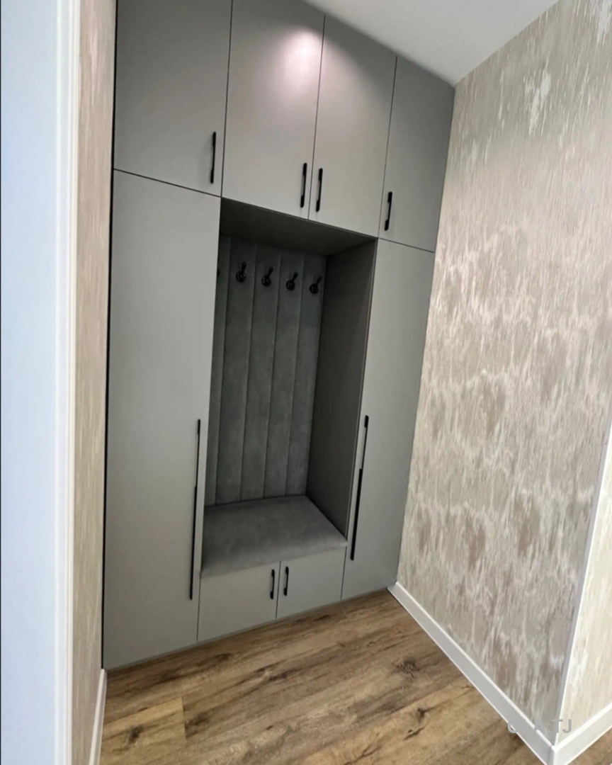 3 комнатная квартира, 8 этаж, 96 м²
