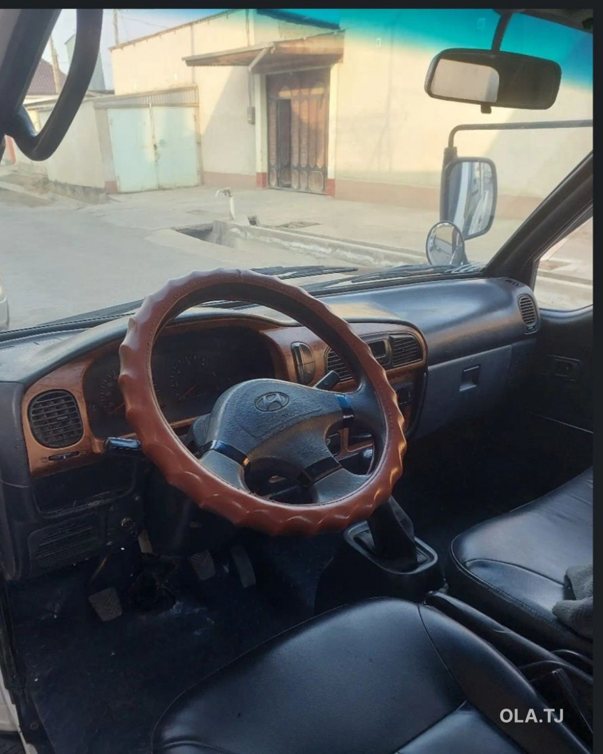 Бортовой автомобиль Hyundai Porter,2002