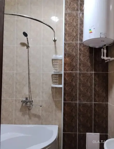 3 комнатная квартира, 8 этаж, 93 м²