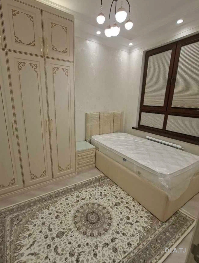 6 комнатная квартира, 8 этаж, 190 м²
