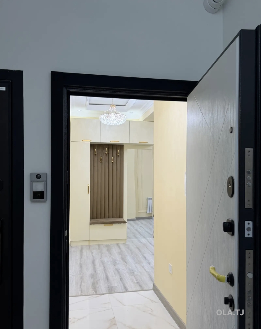 3 комнатная квартира, 6 этаж, 98 м²