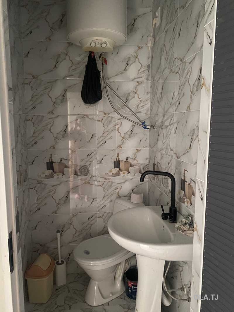 3 комнатная квартира, 11 этаж, 74 м²